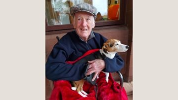 Glenrothes care home Resident visited by his much loved four-legged friend